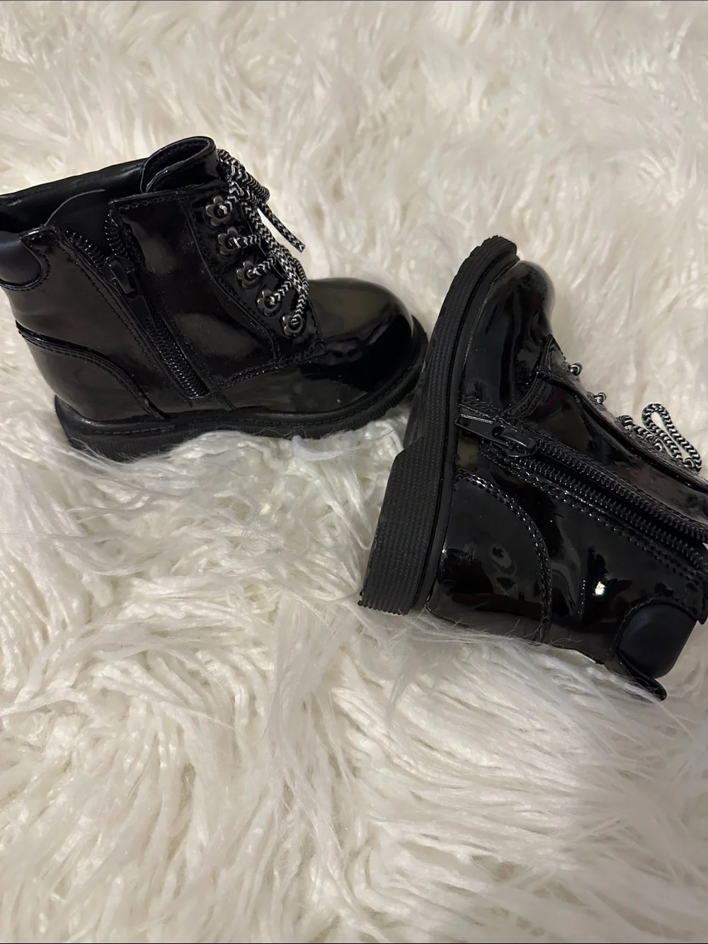 wonder nation Black Patent Lace-Up Kids Ankle Boots